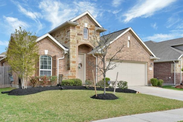 https://SueBell.NewConstructionHomesForYou.com